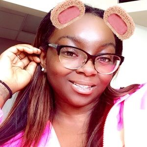 Meet your Posher, Cheyna